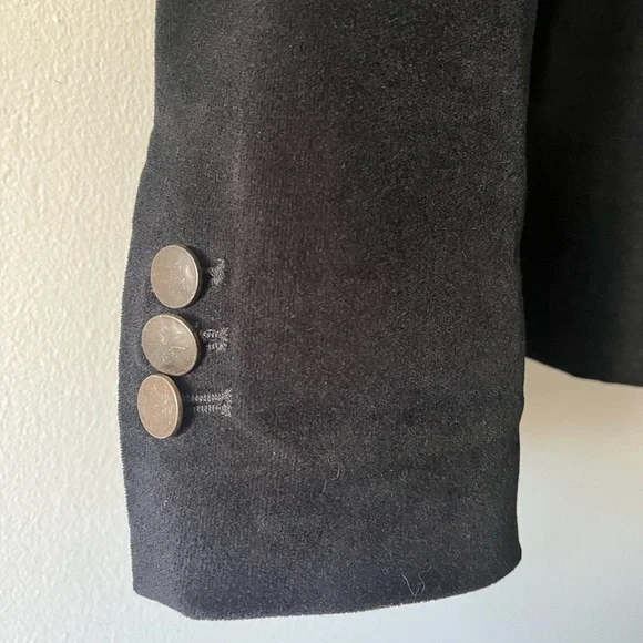 Zara Black Velvet Blazer with Leopard Accents - Picture 3 of 8